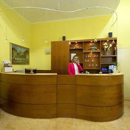 Corallo Hotel 2*